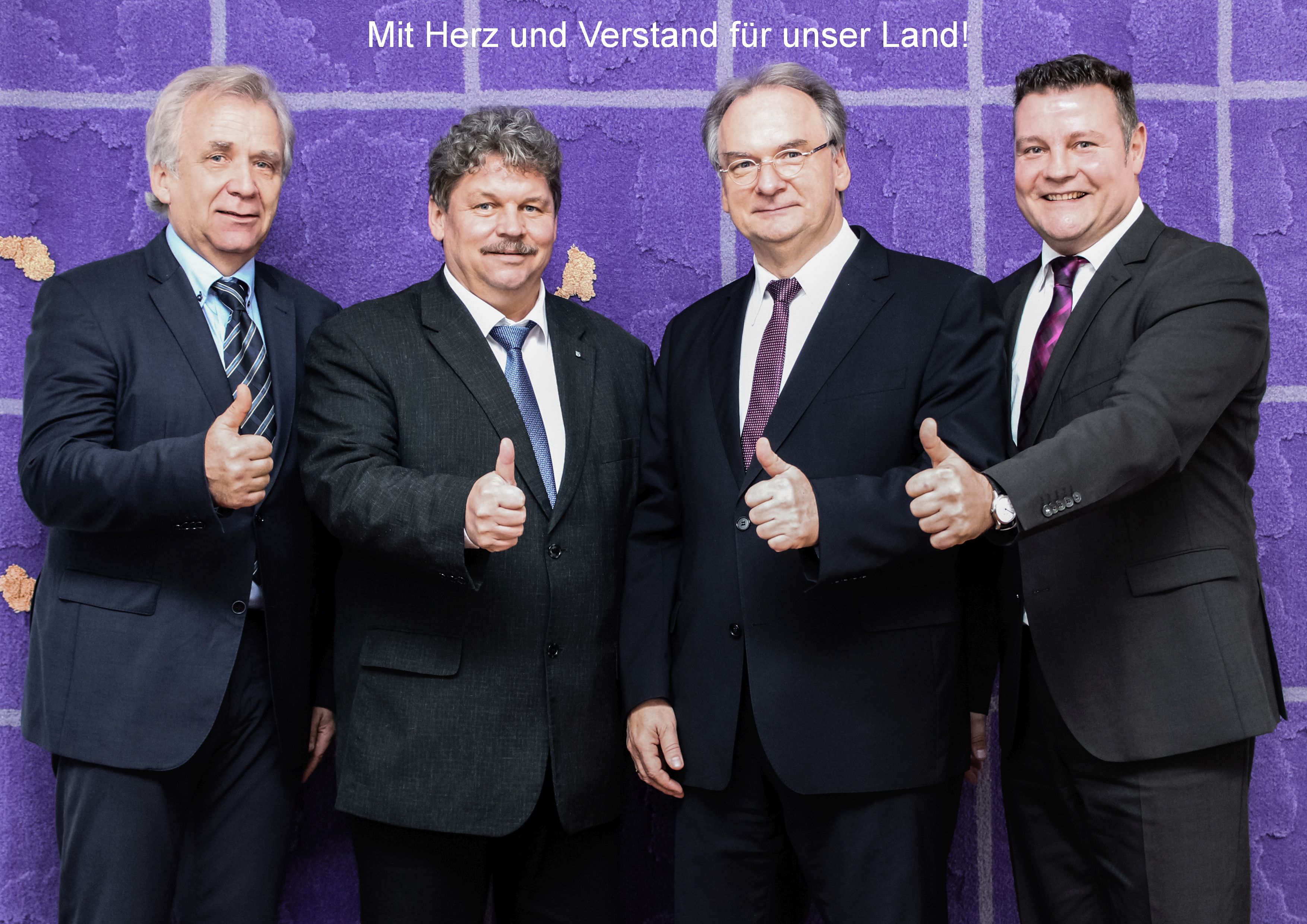 v.l.: MdL Detlef Radke, MdL Dietmar Krause, Ministerpräsident Dr. Reiner Haseloff und MdL Markus Kurze